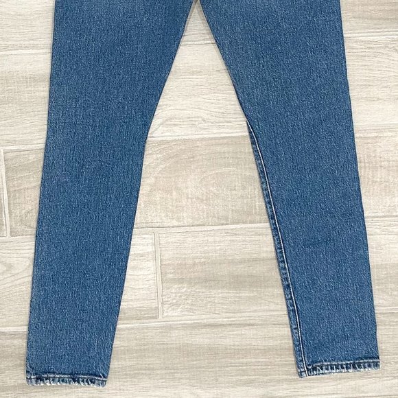 Levi's Premium 501 Distressed Skinny Jeans in Post Modern Blues Women's Size 24 - Picture 9 of 10
